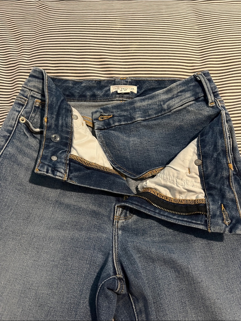 Good American jeans - Picture 2 of 5